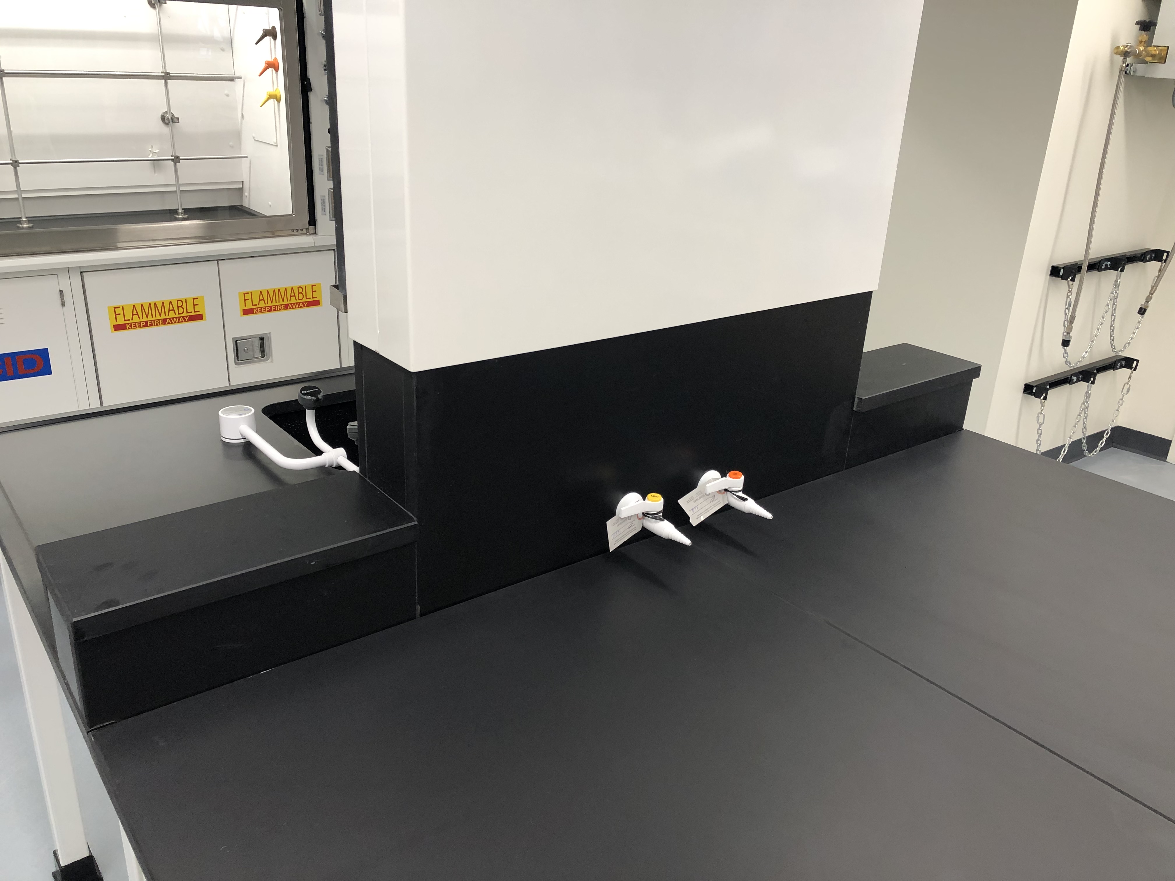 Laboratory Plumbing &amp; Gas Fixtures